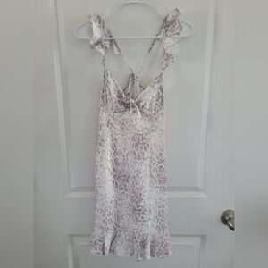 MOD on Trend Olivaceous White and Gray Snakeskin Dress